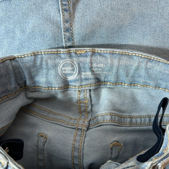 WONDER NATION Light Denim Distressed Girls Skirt Size S 6/6X - Picture 4 of 4